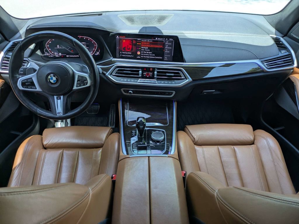 Used 2021 BMW X5 xDrive40i w/ M Sport Package image 15