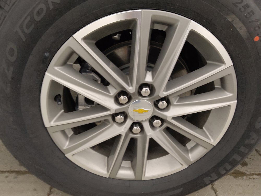 Used 2023 Chevrolet Traverse LT FWD image 31
