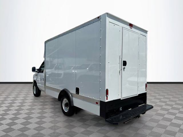 New 2025 Ford E-350 and Econoline 350 Super Duty w/ Power Equipment Group RWD image 4