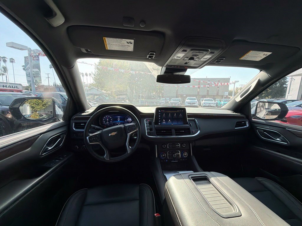 Used 2024 Chevrolet Tahoe Premier RWD image 4