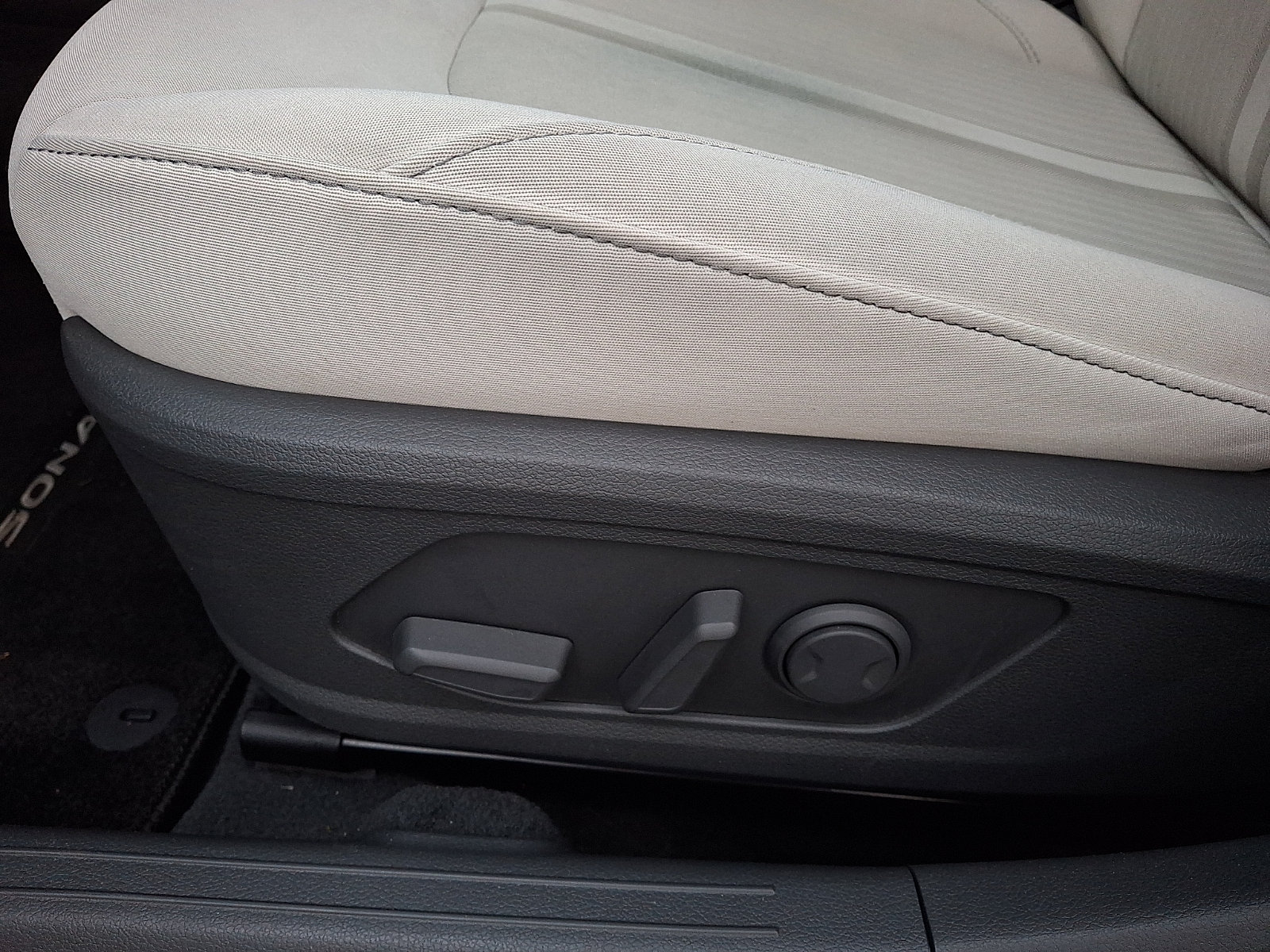 Certified 2022 Hyundai Sonata SEL w/ Cargo Package FWD image 15