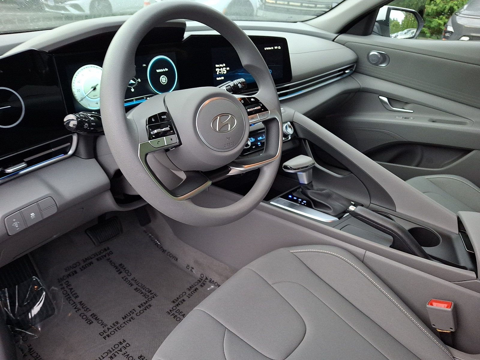 Certified 2024 Hyundai Elantra SEL FWD image 15
