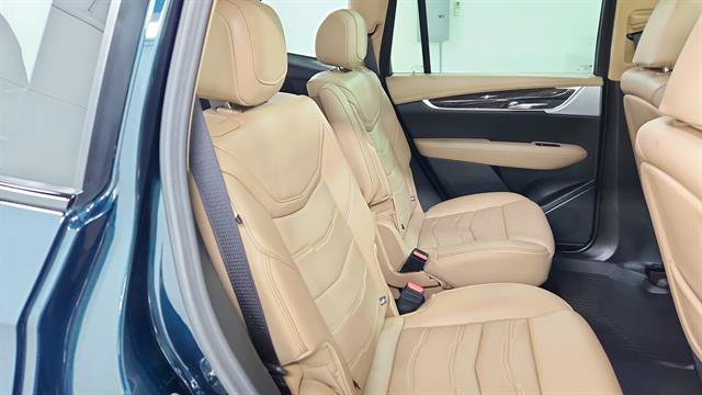 Used 2024 Cadillac XT6 Sport w/ Platinum Package image 31