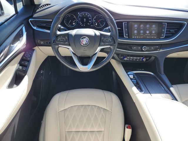 Certified 2023 Buick Enclave Avenir w/ Avenir Technology Package image 18