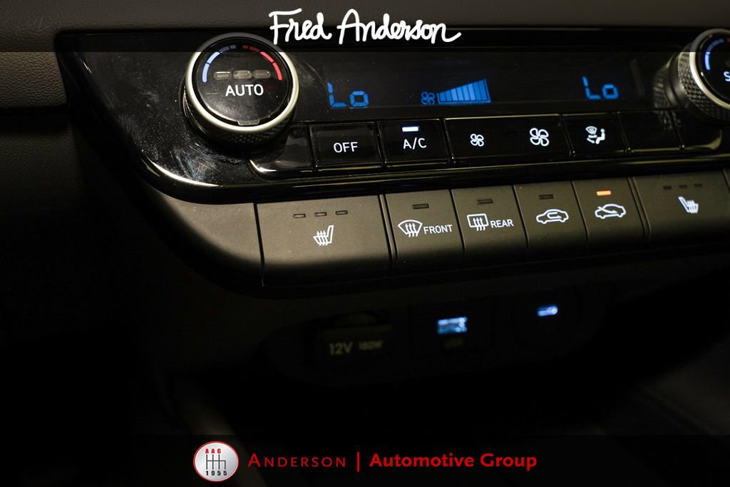 Used 2025 Hyundai Elantra SEL FWD image 15