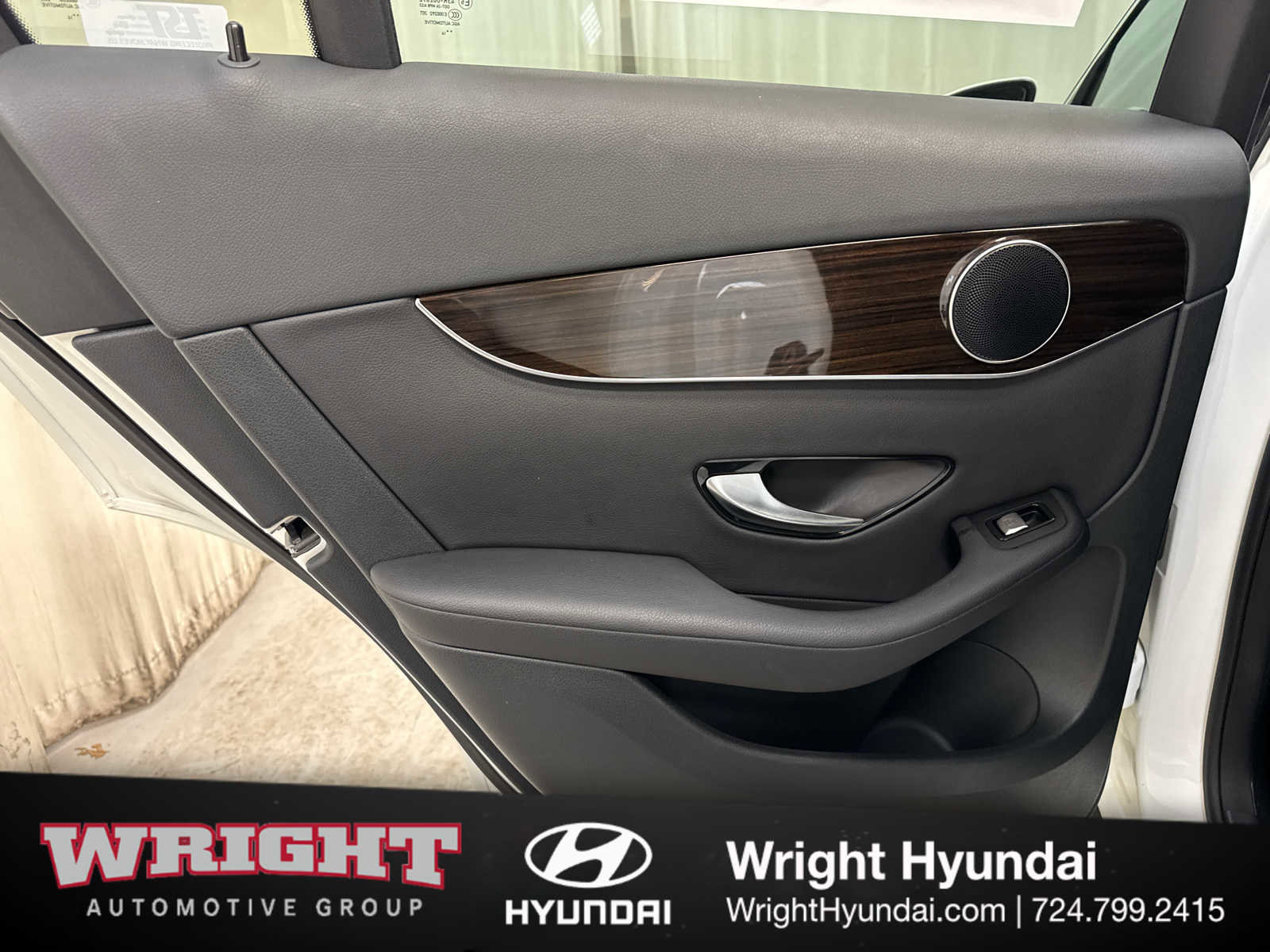 Used 2017 Mercedes-Benz GLC 300 4MATIC image 12