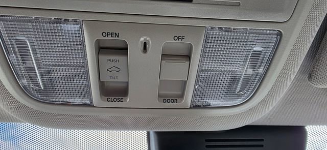 Used 2020 Honda Accord EX image 24