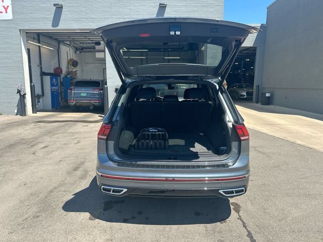 Used 2023 Volkswagen Tiguan SEL R-Line AWD/4WD image 26