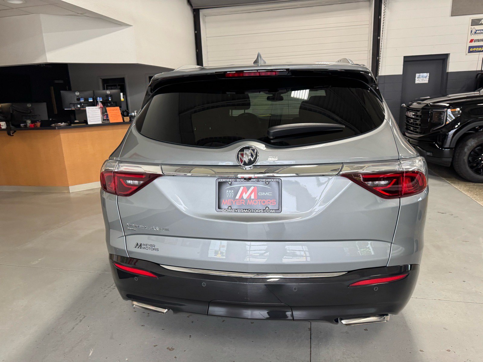 Certified 2023 Buick Enclave Essence w/ Experience Buick Package AWD/4WD image 6