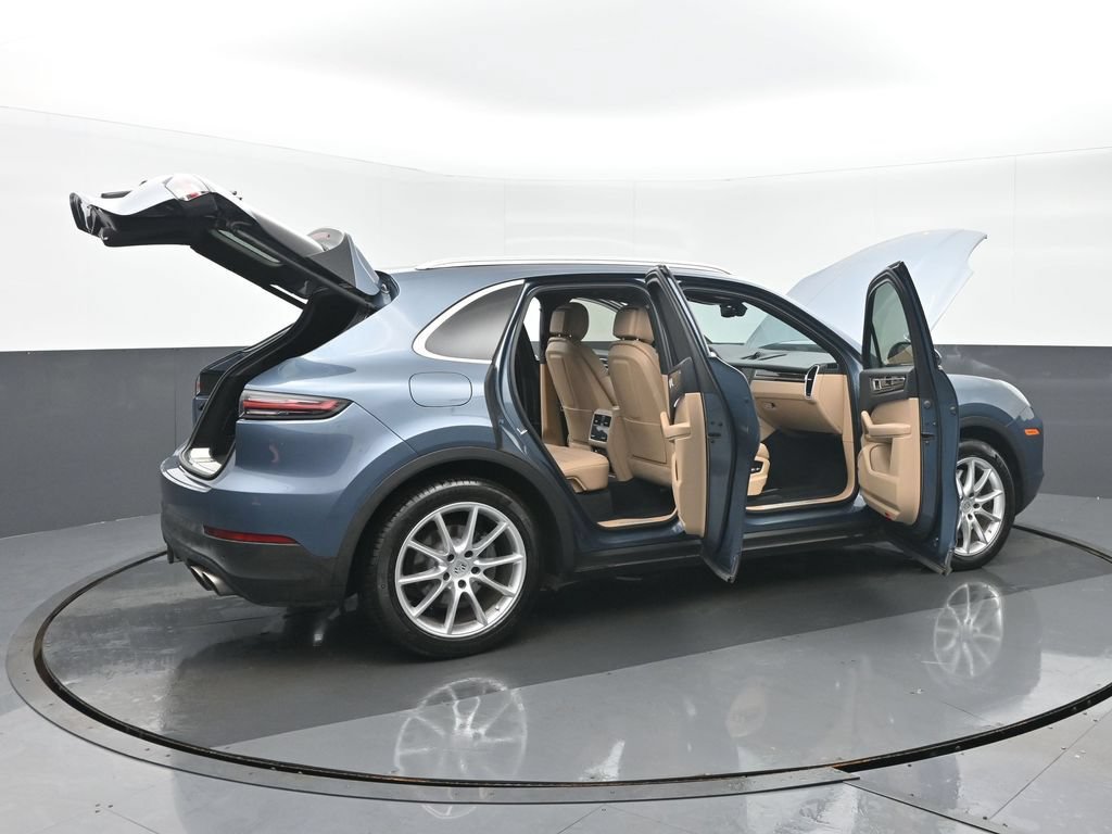 Used 2019 Porsche Cayenne S AWD/4WD image 40