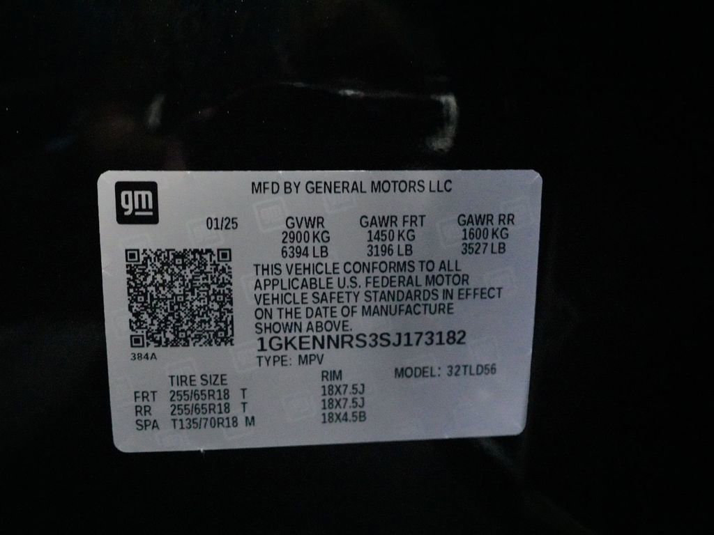 Used 2025 GMC Acadia Elevation w/ LPO, All-Weather Package AWD/4WD image 15
