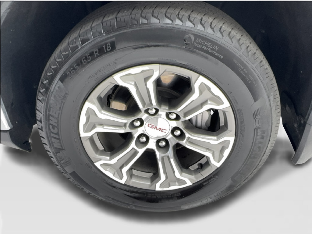 Used 2025 GMC Sierra 1500 SLT AWD/4WD image 16