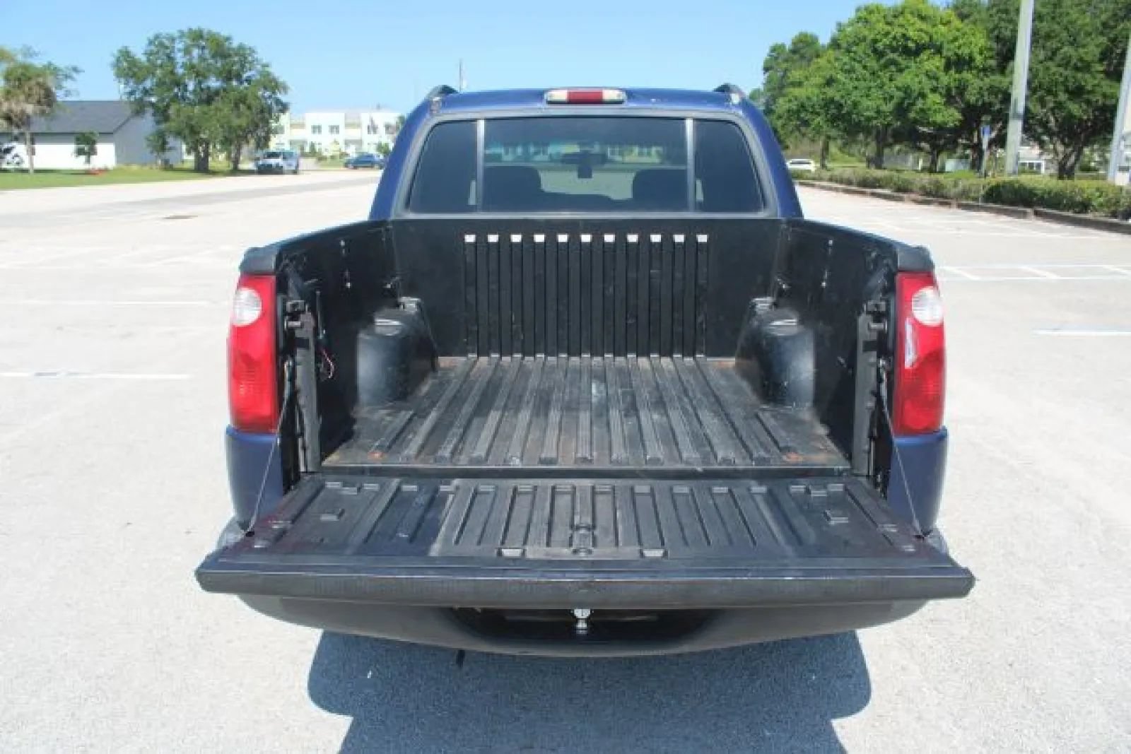 Used 2005 Ford Explorer Sport Trac XLT RWD image 30