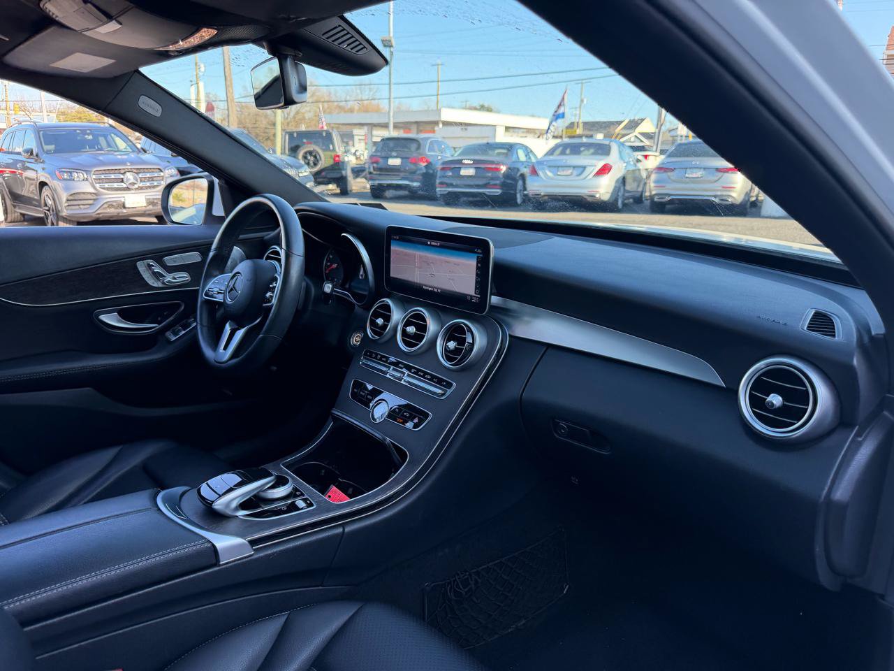 Used 2019 Mercedes-Benz C 300 4MATIC Sedan image 23