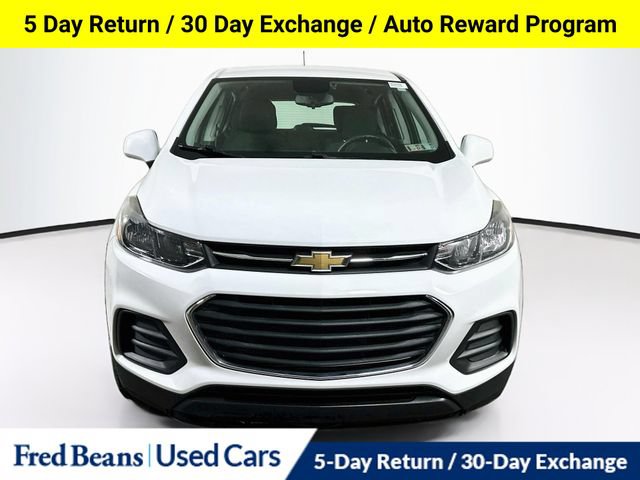 Used 2018 Chevrolet Trax LS FWD image 3