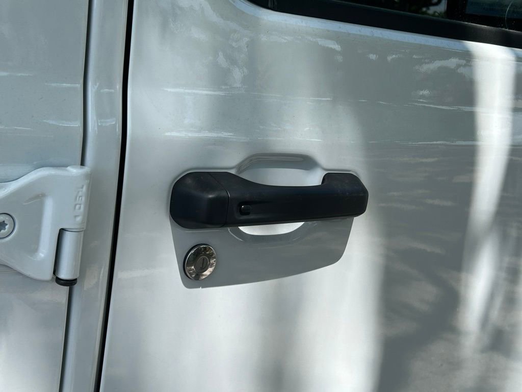 New 2025 Jeep Wrangler Sahara image 21