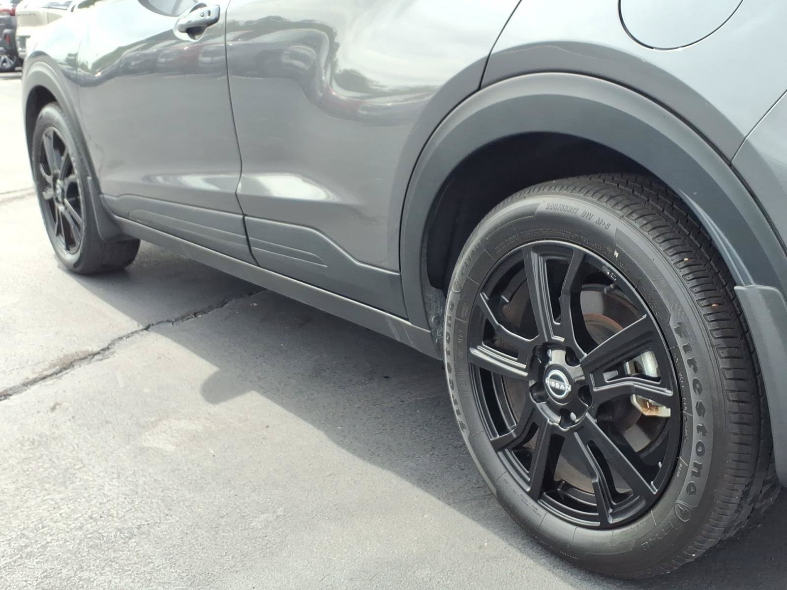 Used 2024 Nissan Kicks SV w/ Exterior Package FWD image 34