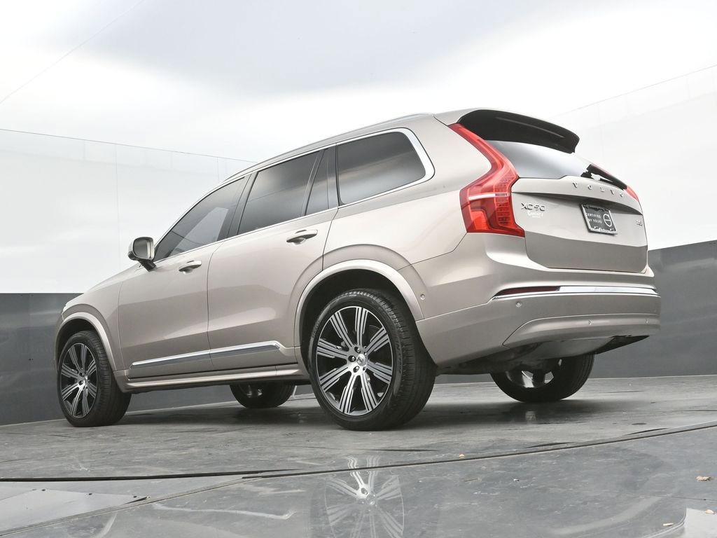 Certified 2024 Volvo XC90 B5 Plus image 33