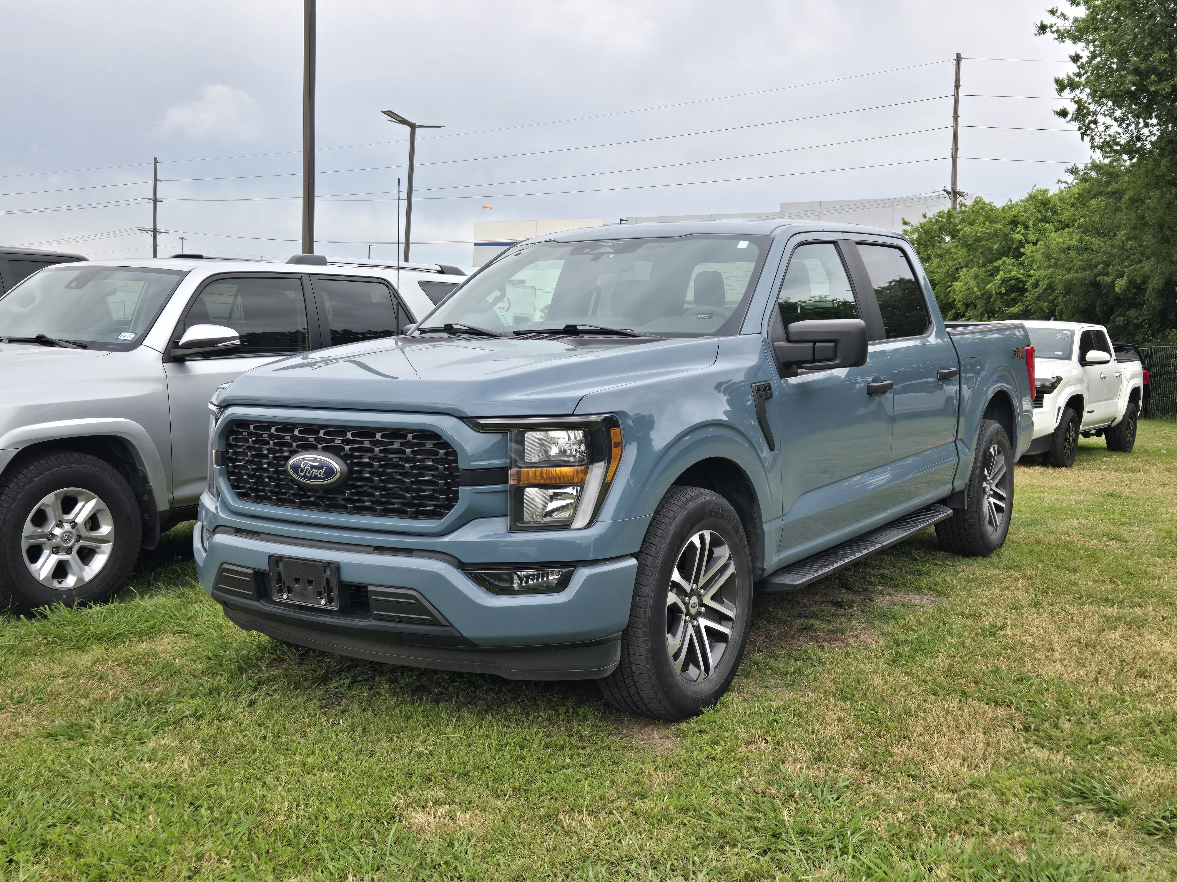 Used 2023 Ford F150 XL w/ STX Appearance Package RWD image 3