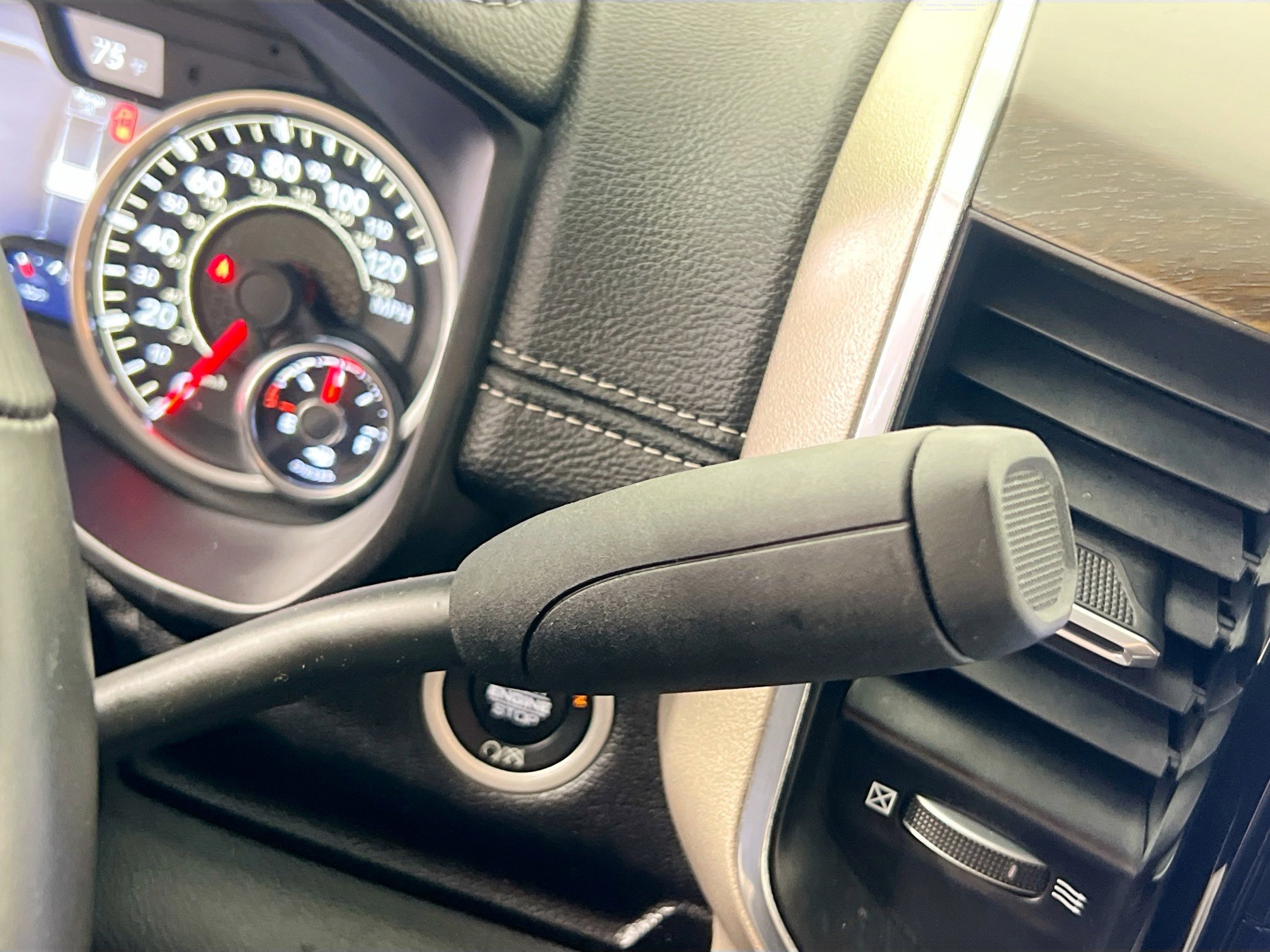 Used 2024 RAM 2500 Laramie image 25