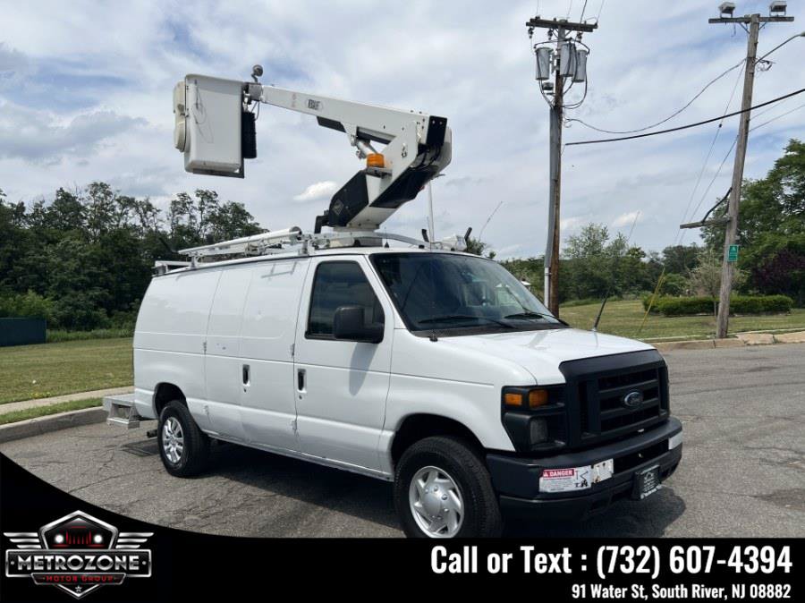 Used 2012 Ford E-350 and Econoline 350 Super Duty w/ PWR Group RWD image 4