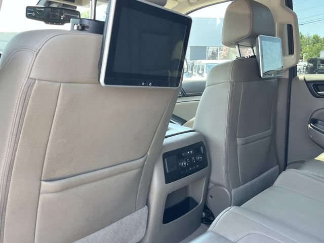 Used 2020 GMC Yukon SLT w/ Open Road Package AWD/4WD image 19
