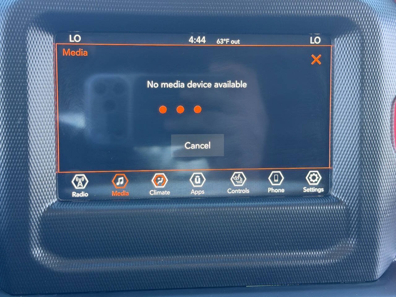 Used 2019 Jeep Wrangler Unlimited Rubicon w/ Cold Weather Group AWD/4WD image 34