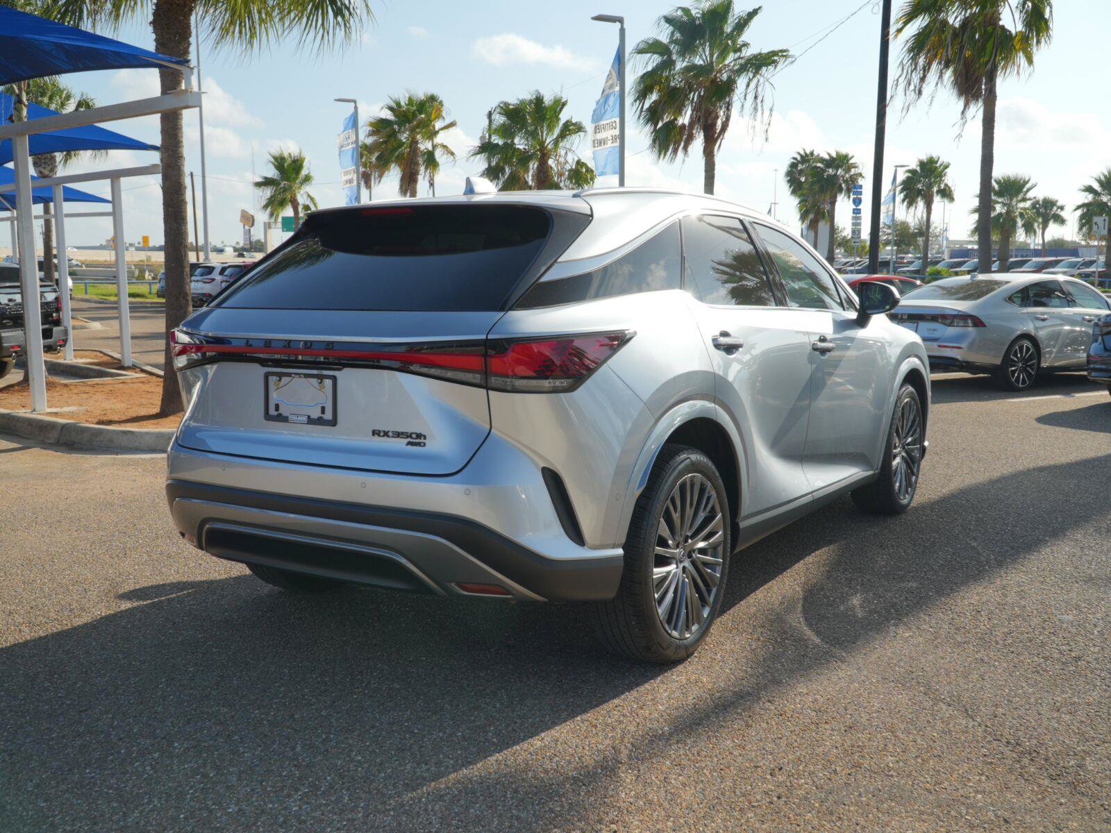 Used 2025 Lexus RX 350 w/ Convenience Package AWD/4WD image 11
