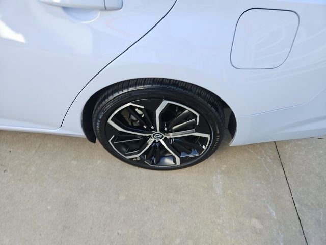 Used 2024 Nissan Altima 2.5 SR image 11