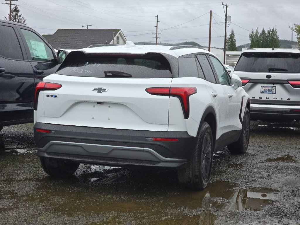 New 2026 Chevrolet Blazer EV LT image 2