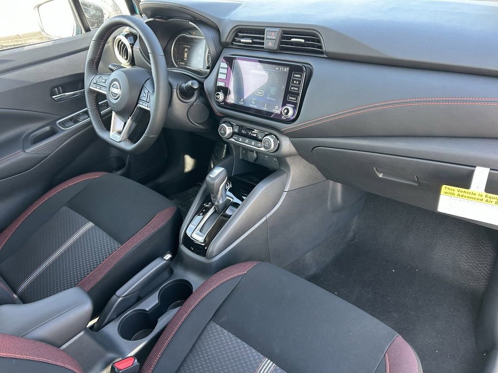 New 2025 Nissan Versa SR w/ Trunk Package image 8