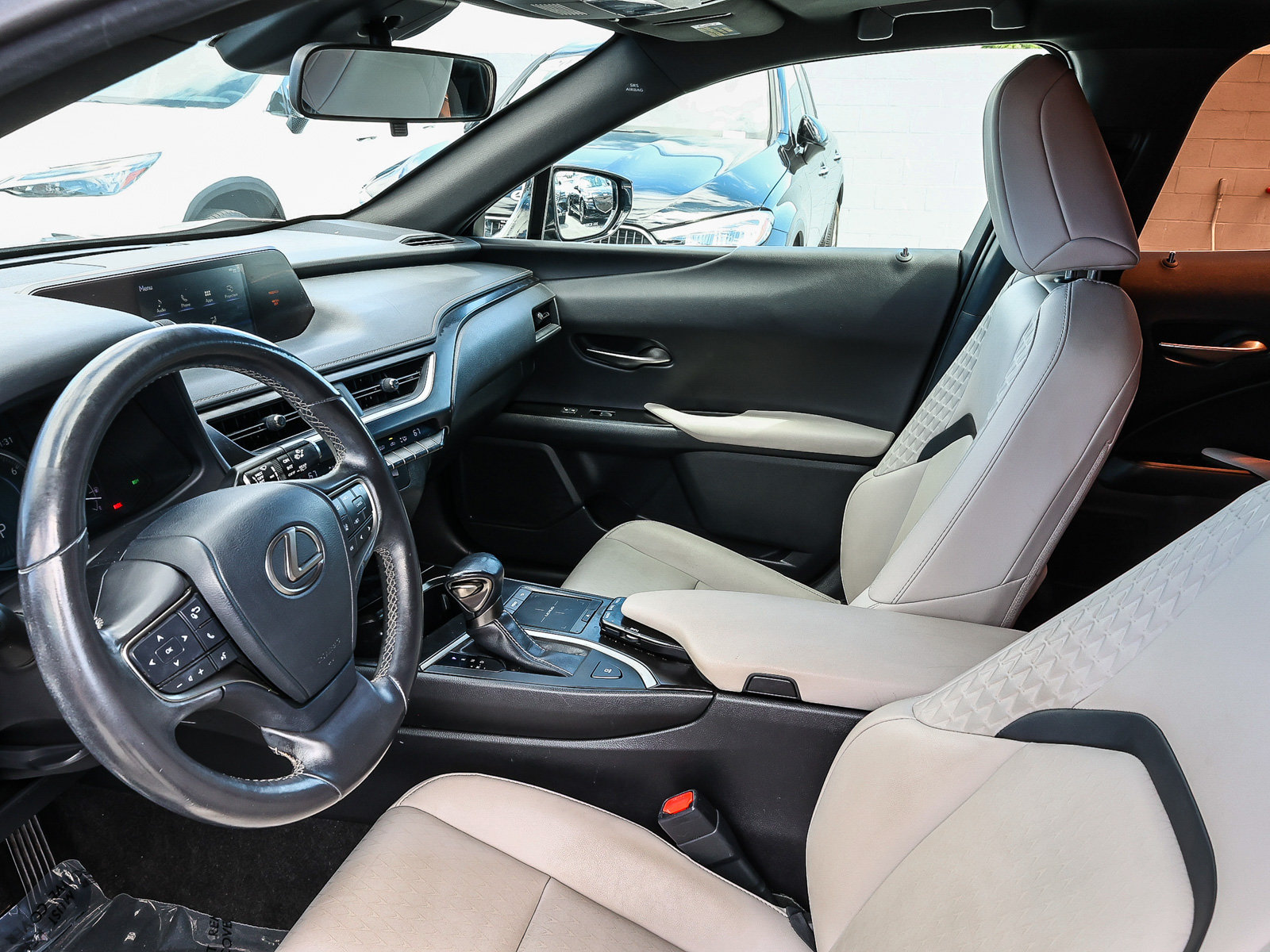 Used 2019 Lexus UX 200 w/ Accessory Package 2 FWD image 20