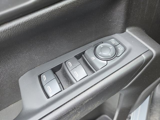 Used 2024 Chevrolet Silverado 1500 Custom w/ Dark Appearance Package image 8