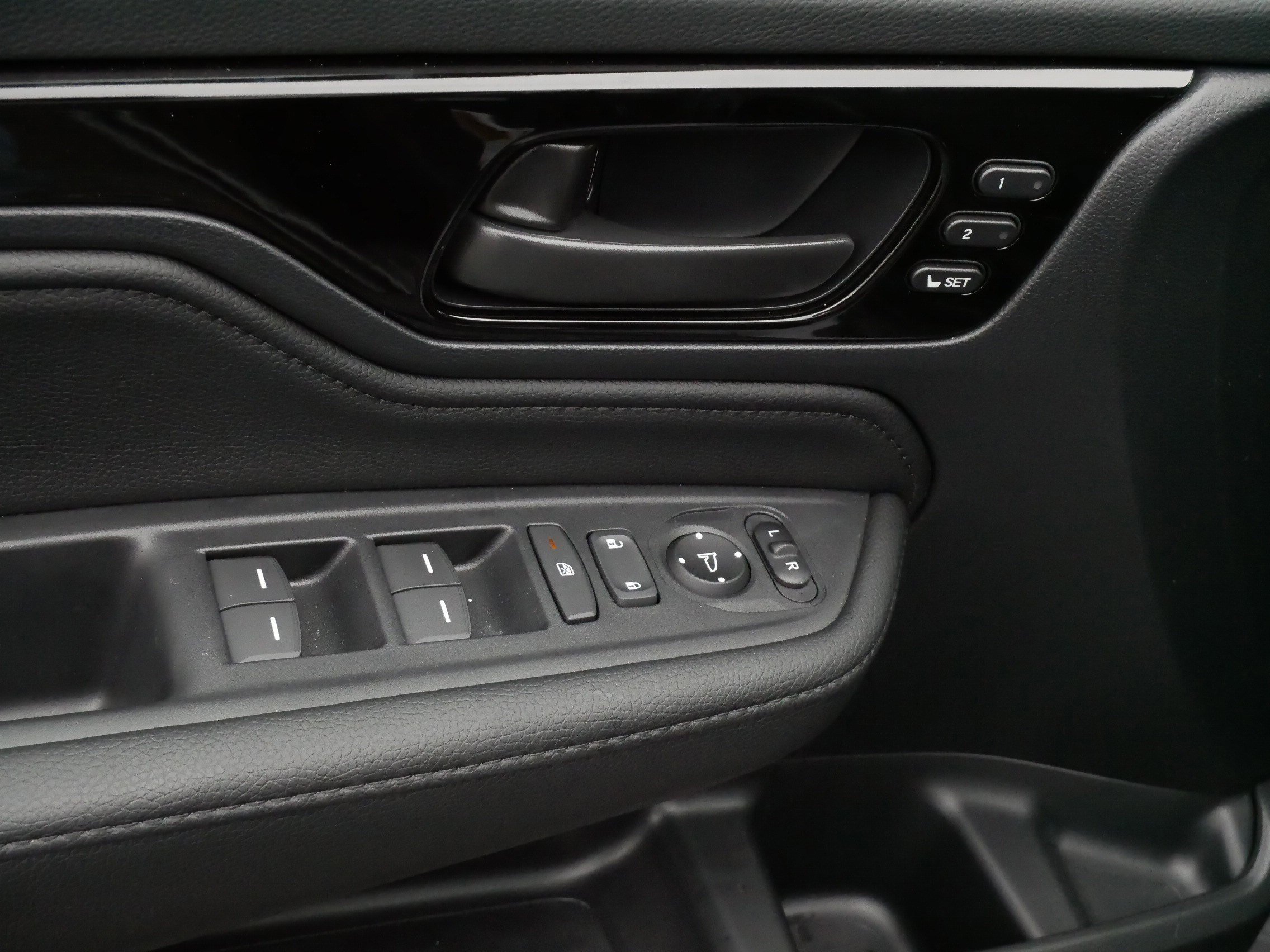 Certified 2026 Honda Odyssey Touring image 19