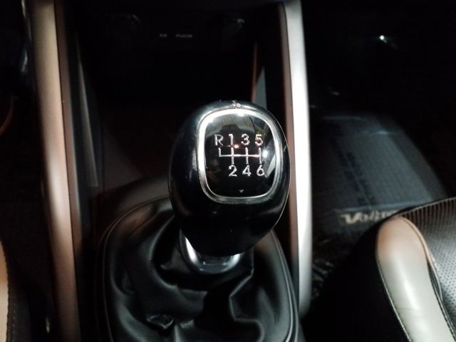 Used 2013 Hyundai Veloster Turbo w/ Ultimate Pkg image 9