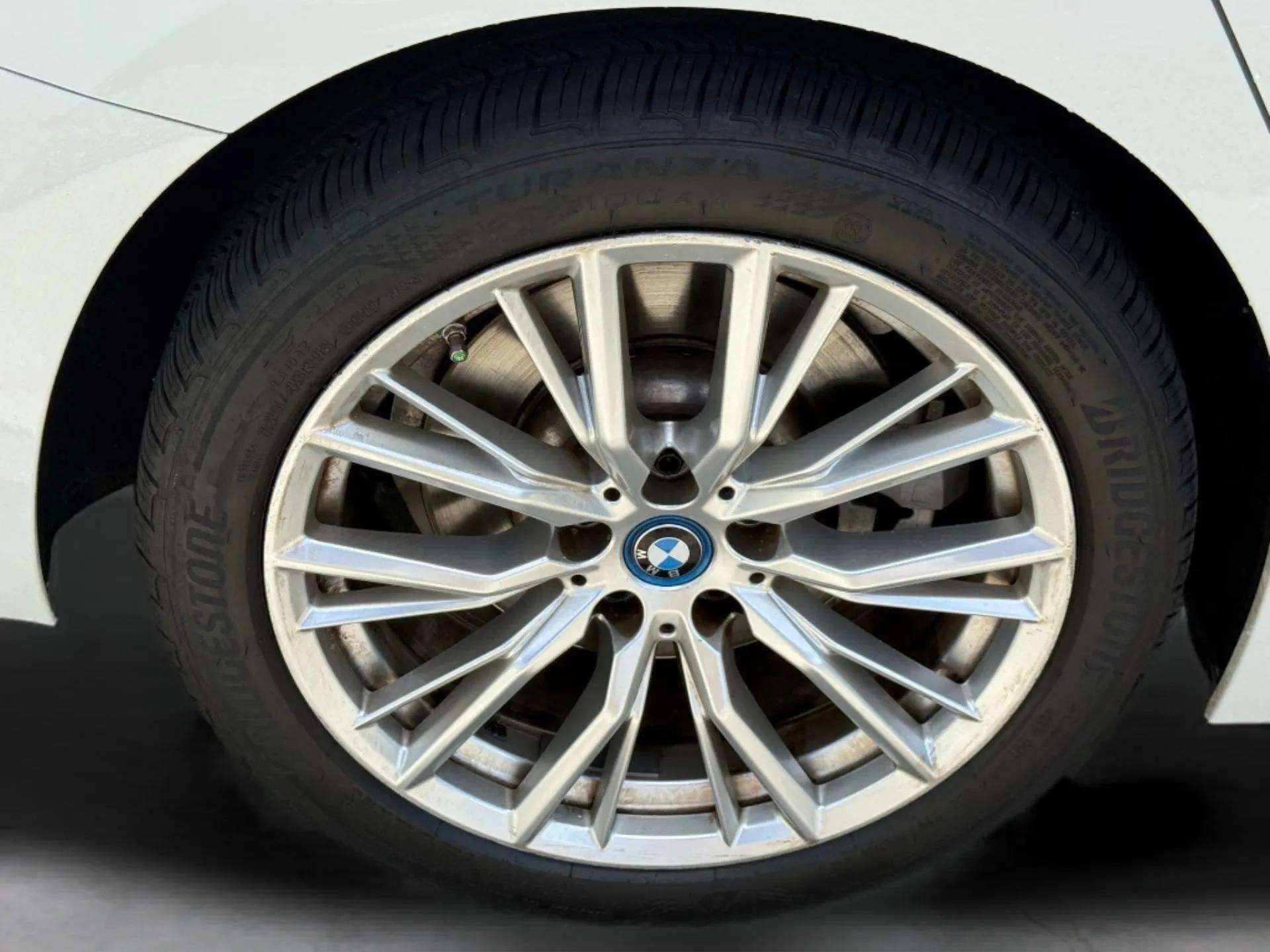 Used 2023 BMW 330e w/ Driving Assistance Package image 49