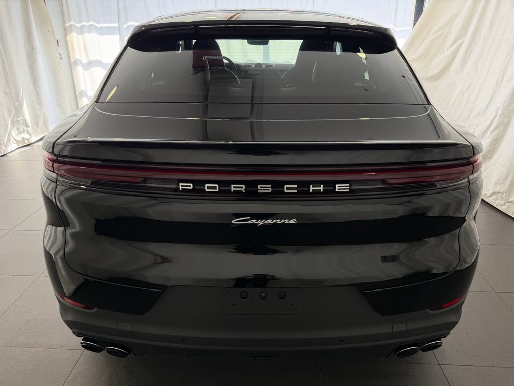 Certified 2026 Porsche Cayenne Coupe AWD/4WD image 8