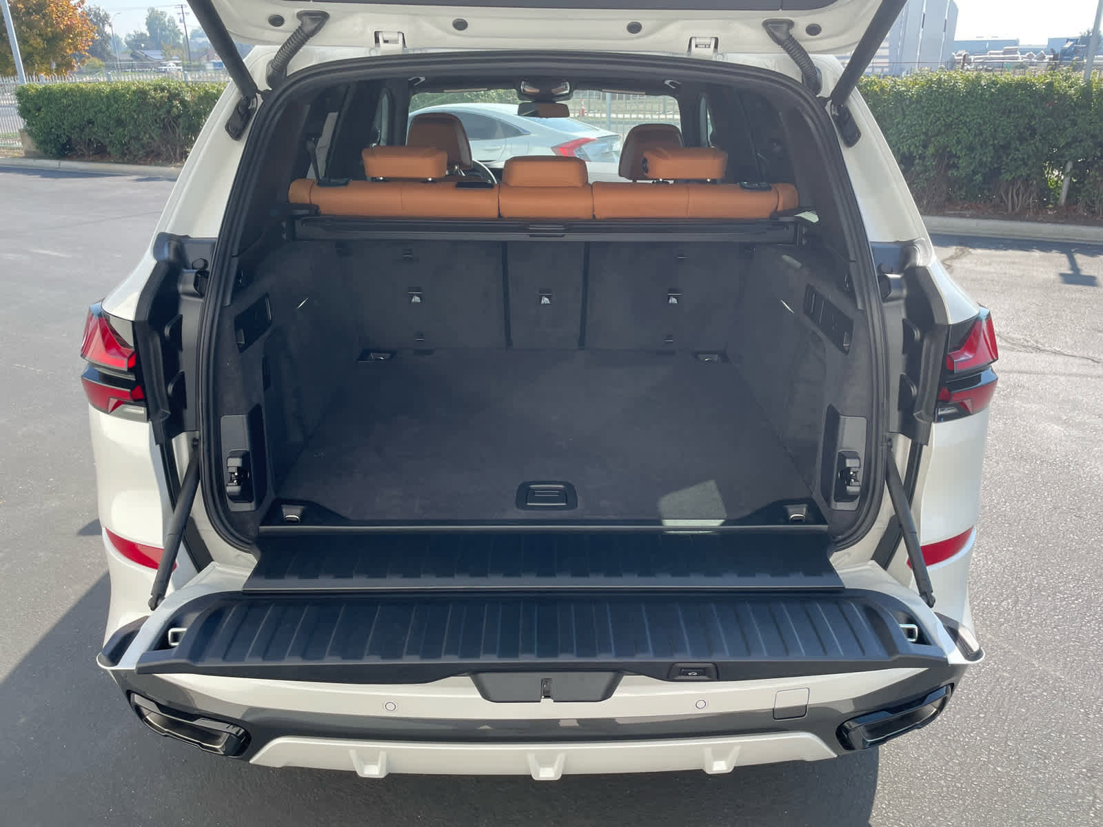 New 2026 BMW X5 xDrive40i w/ M Sport Package image 19