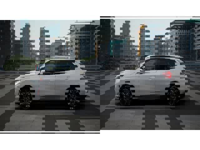 New 2025 BMW X3 xDrive30i w/ Convenience Package image 4