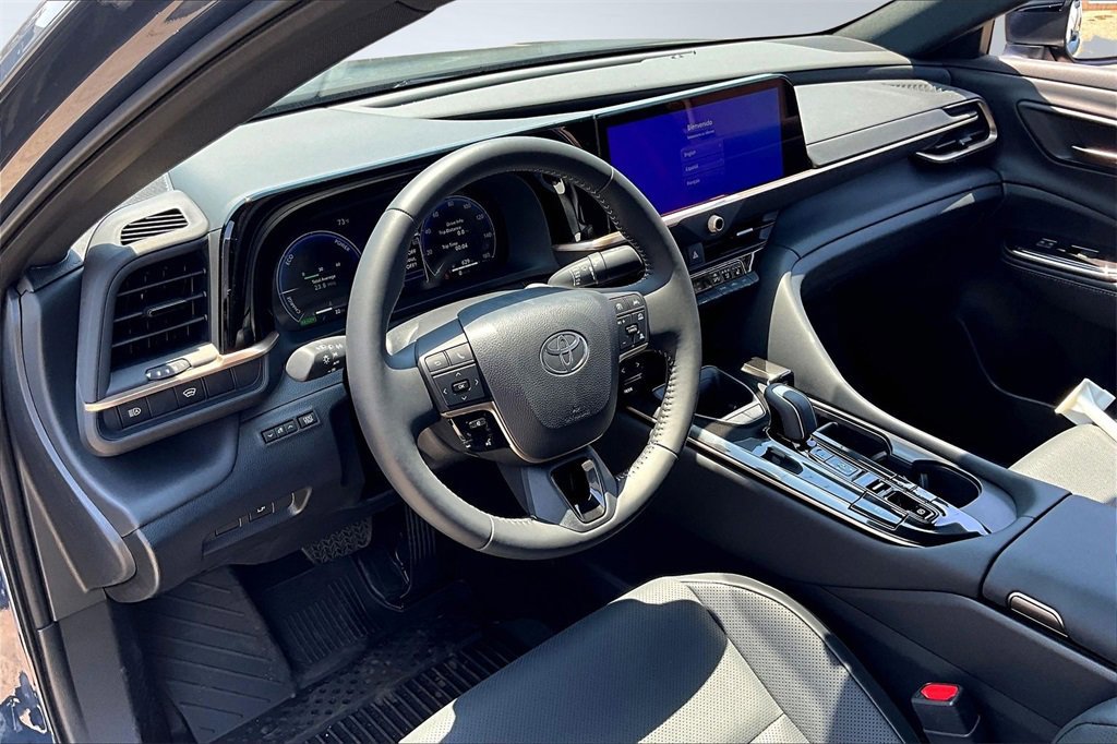 New 2026 Toyota Crown XLE image 6