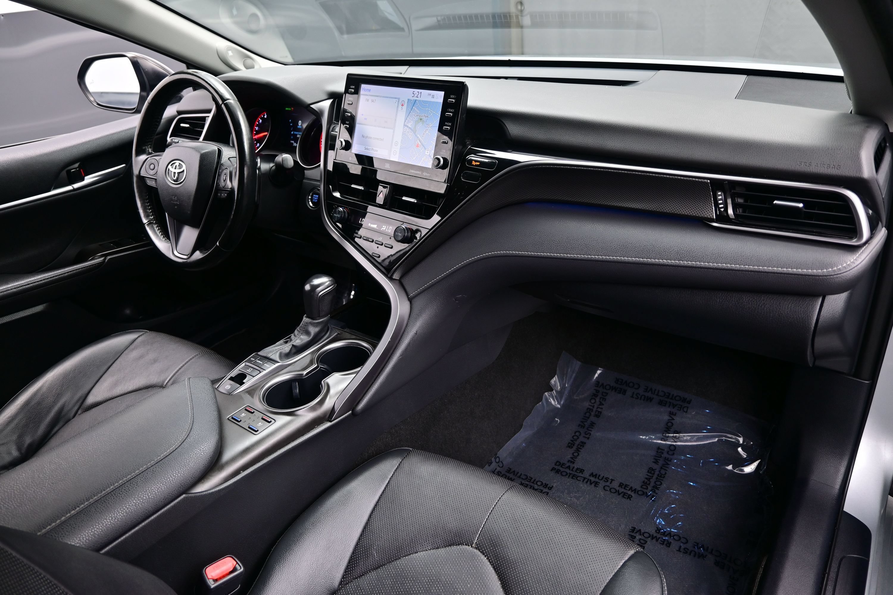 Used 2023 Toyota Camry XSE w/ Navigation Package FWD image 15