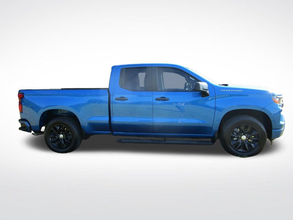 Used 2024 Chevrolet Silverado 1500 Custom RWD image 8