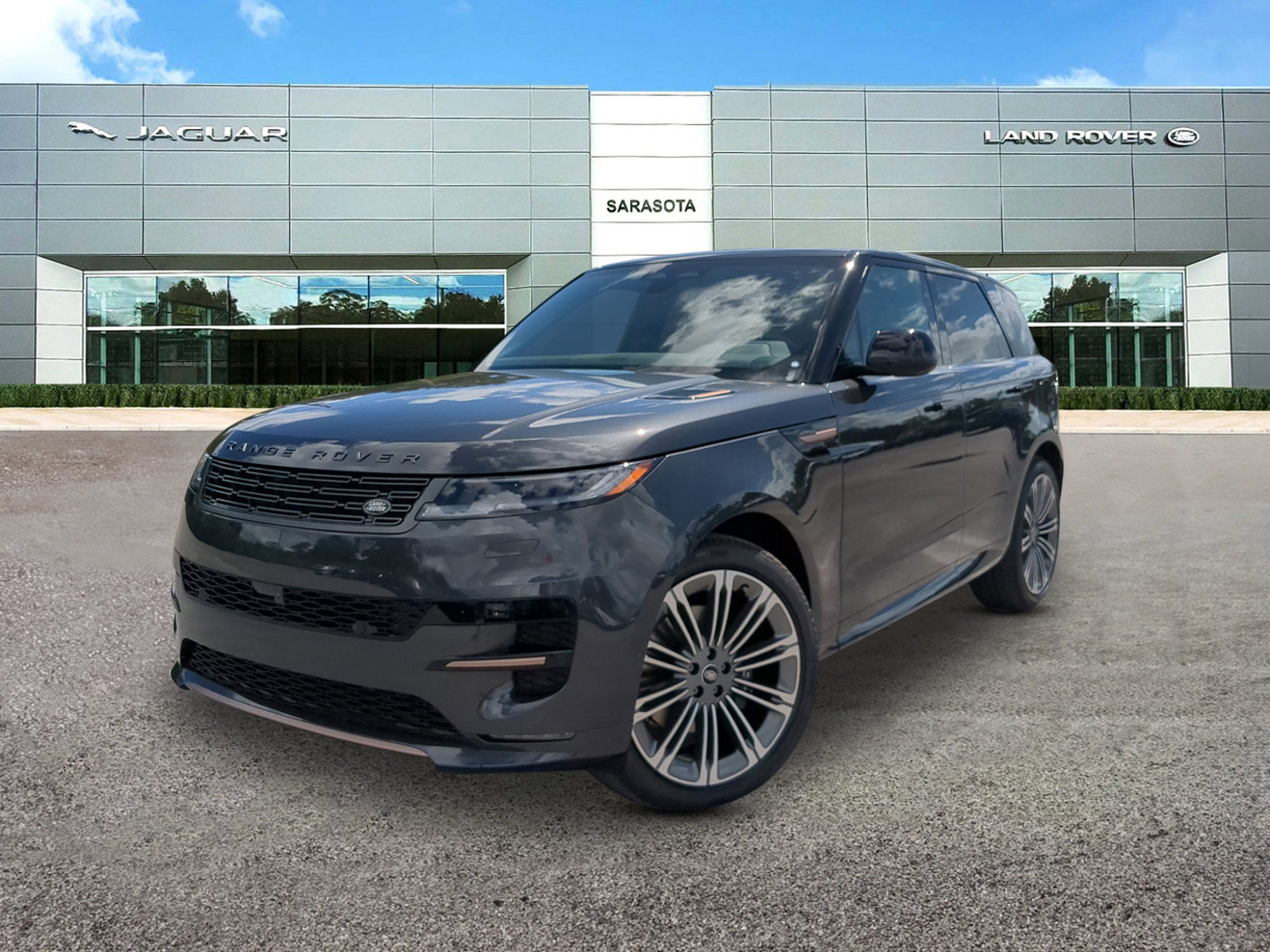 New 2025 Land Rover Range Rover Sport Dynamic SE