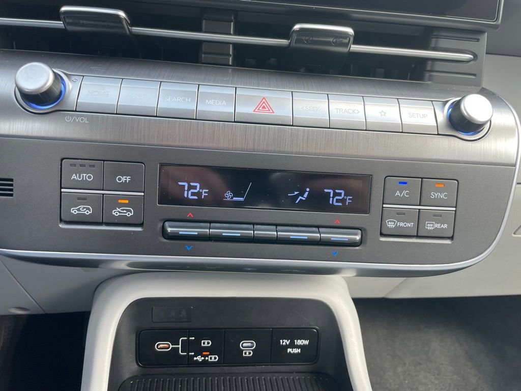 Used 2025 Hyundai Kona SEL image 12