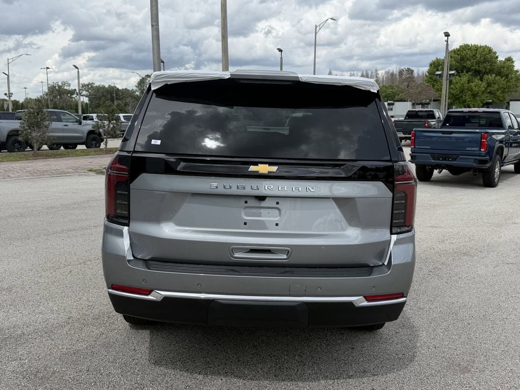 New 2026 Chevrolet Suburban LS RWD image 5