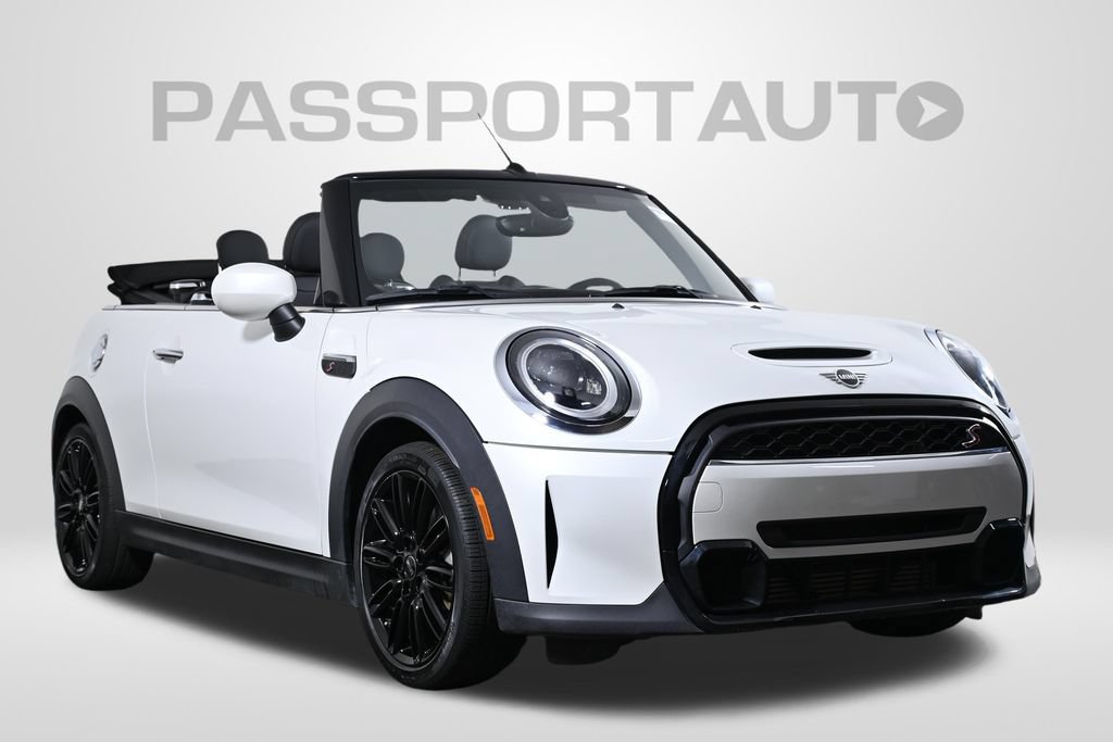 Used 2024 MINI Cooper S FWD image 3