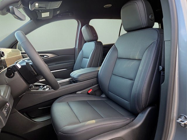 New 2027 Chevrolet Traverse LT w/ Driver Confidence Package AWD/4WD image 17