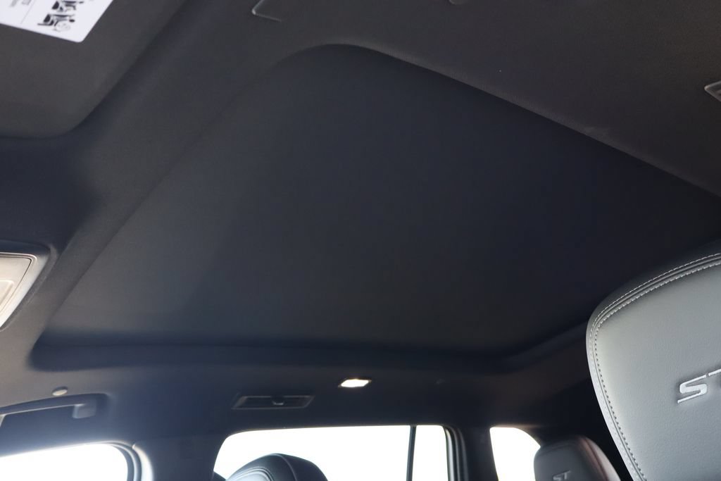 New 2026 Buick Enclave Sport Touring w/ Power Package FWD image 19