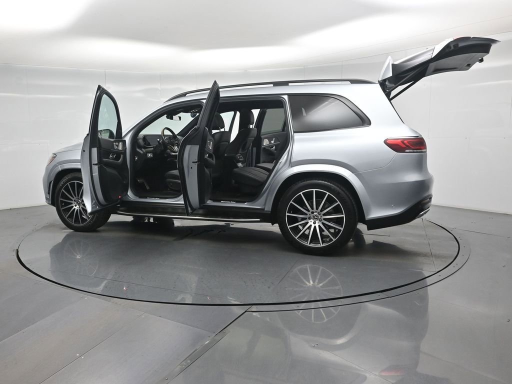 Used 2022 Mercedes-Benz GLS 450 4MATIC image 37