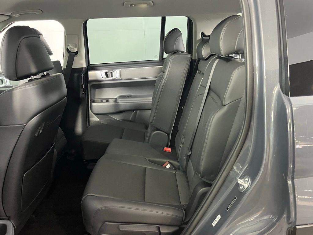 Used 2025 Hyundai Santa Fe SEL image 25